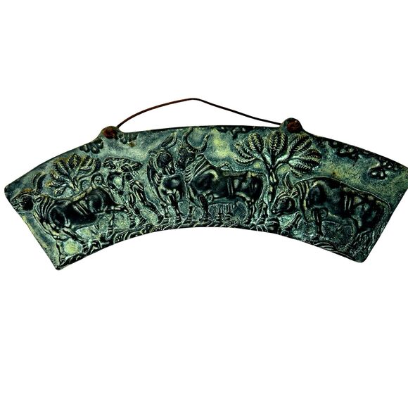 Tame Bulls Hunter Wall Plaque Cast Stone Tile Athens Greece Pier One 11x3" - Picture 1 of 7